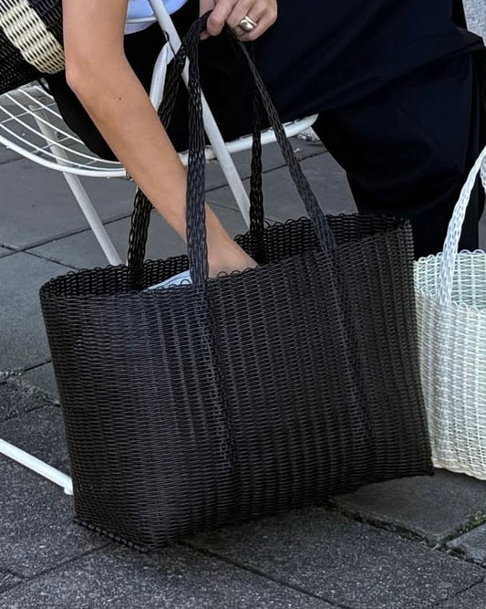 Tote Liquorice (Large)