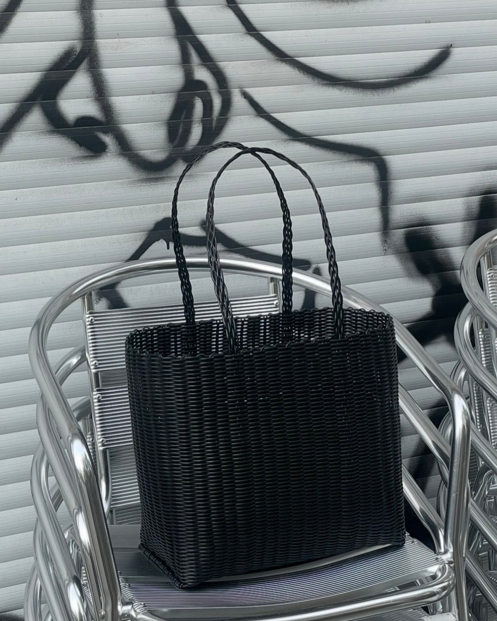 Tote Liquorice (Large)